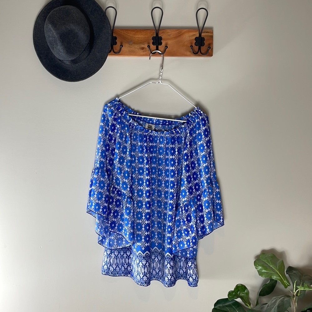 Ivy Jane > Blue Cold Shoulder Dress Small